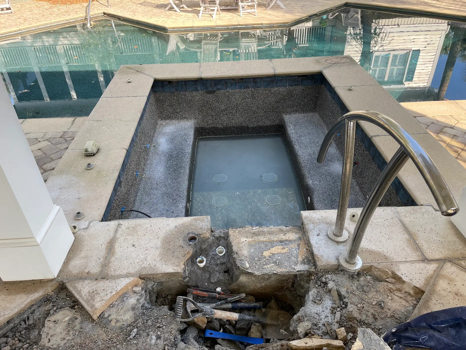 Charleston pool repair image